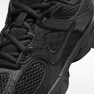 Nike V5 Rnr Sneakers