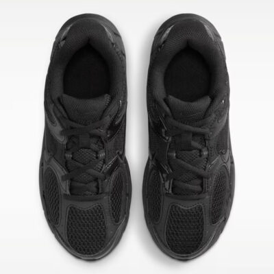 Nike V5 Rnr Sneakers