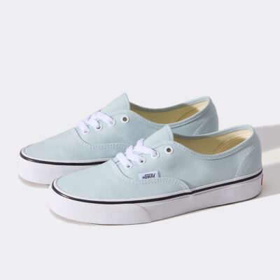Vans UA Authentic