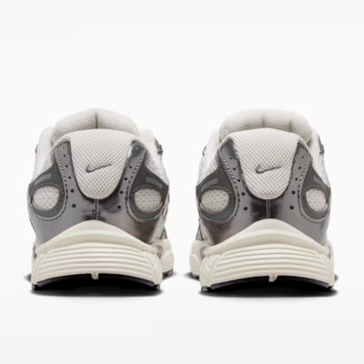 Nike V5 Rnr Sneakers