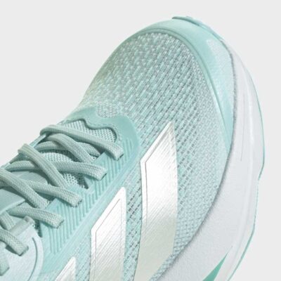 JS4403_8_FOOTWEAR_Photography_Detail View 1_grey