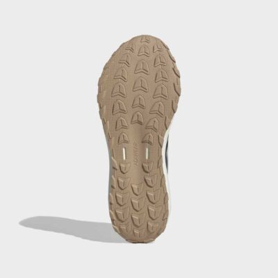 IH1828_4_FOOTWEAR_Photography_Bottom View_grey